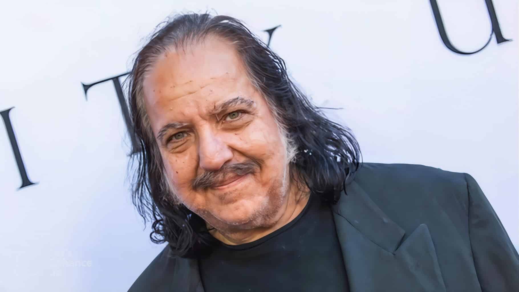 Ron Jeremy : l'acteur porno américain légendaire au parcours unique